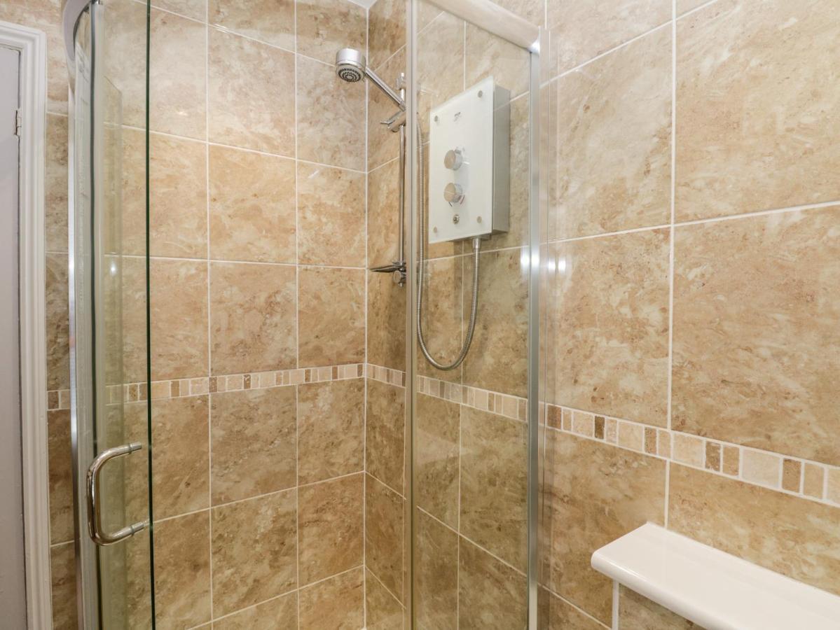 Laurel House Villa Whitby Ngoại thất bức ảnh