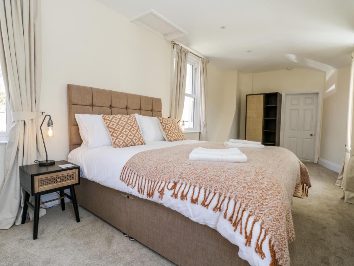 Laurel House Villa Whitby Ngoại thất bức ảnh