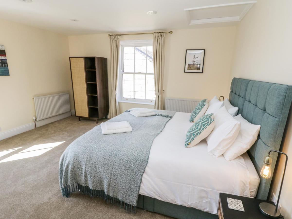 Laurel House Villa Whitby Ngoại thất bức ảnh